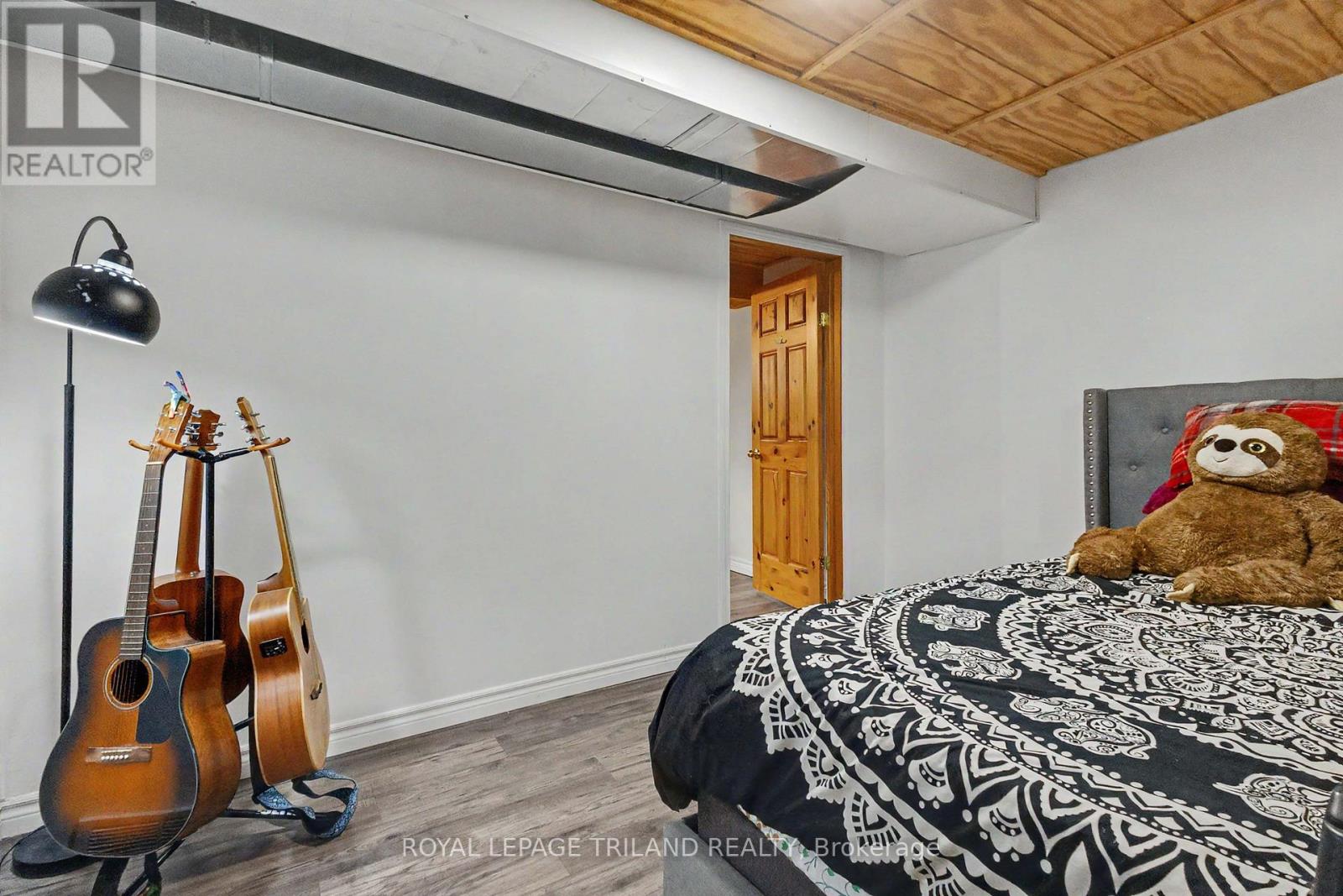 10234 Julie Avenue, Lambton Shores, Ontario  N0M 1T0 - Photo 27 - X13766878