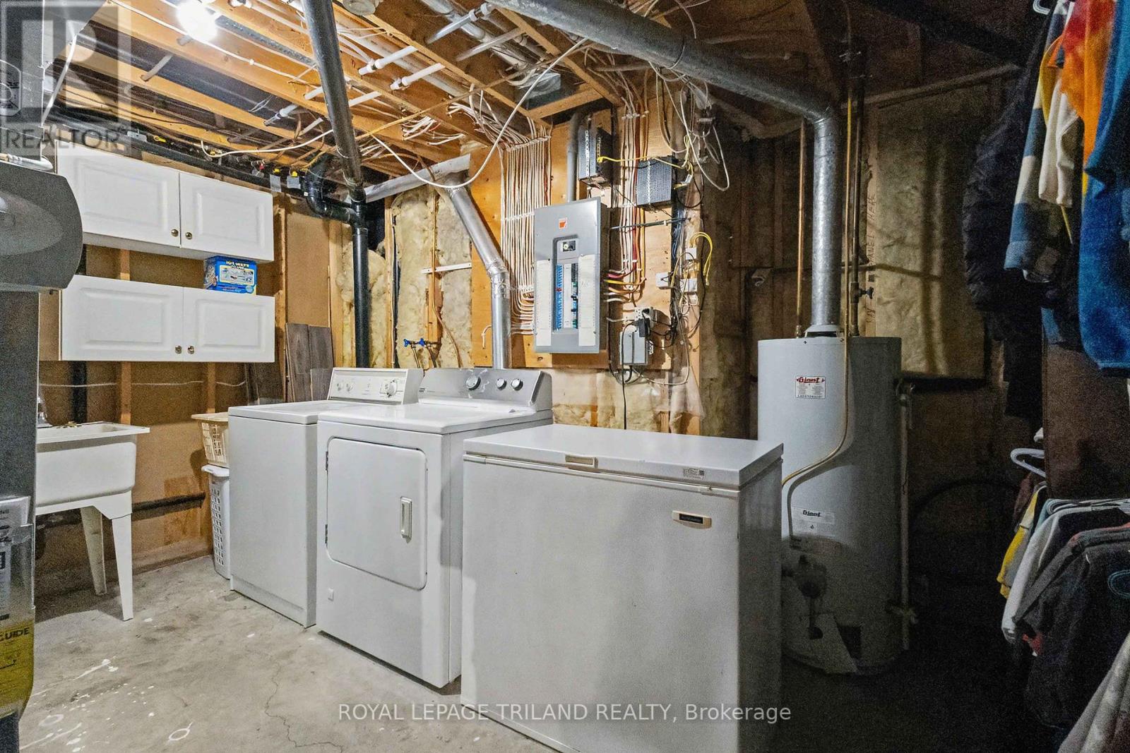 10234 Julie Avenue, Lambton Shores, Ontario  N0M 1T0 - Photo 29 - X13766878