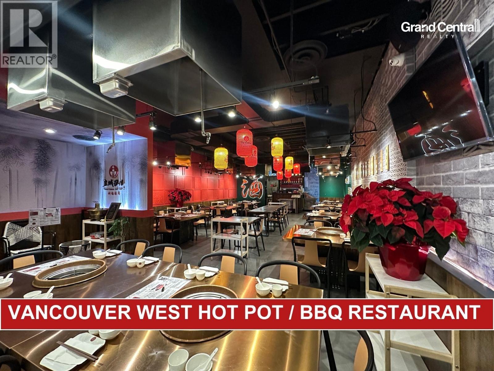 2893 W BROADWAY, vancouver, British Columbia