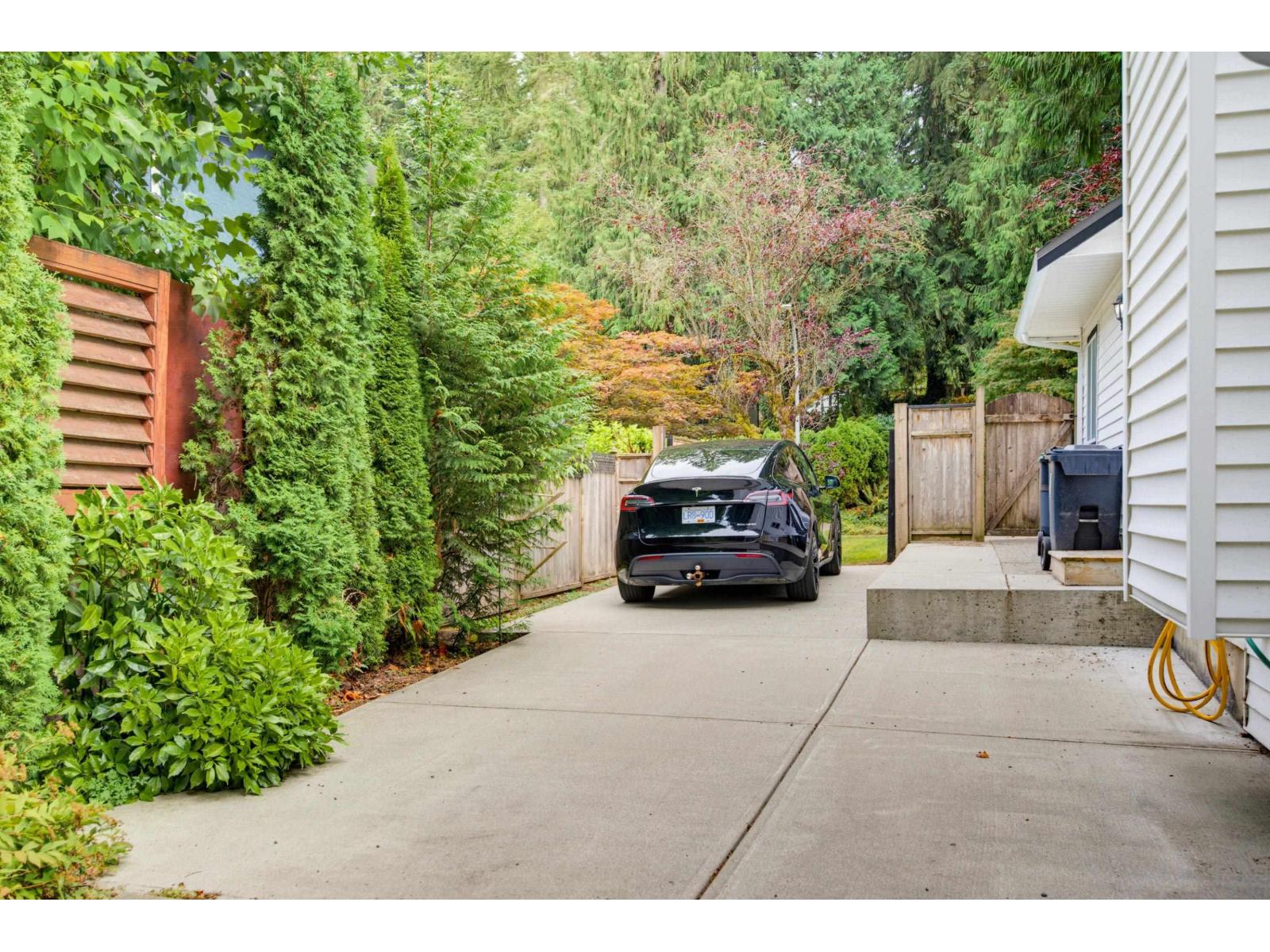 5951 237a Street, Langley, British Columbia  V2Z 1A6 - Photo 4 - R3162777