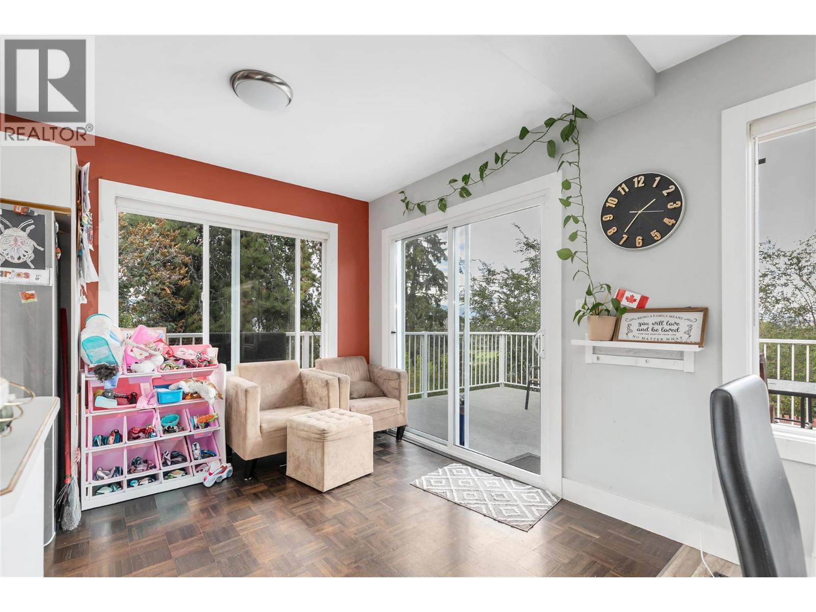 2080 McKenzie Road Kelowna Photo 8 2080 McKenzie Road Kelowna Photo 8