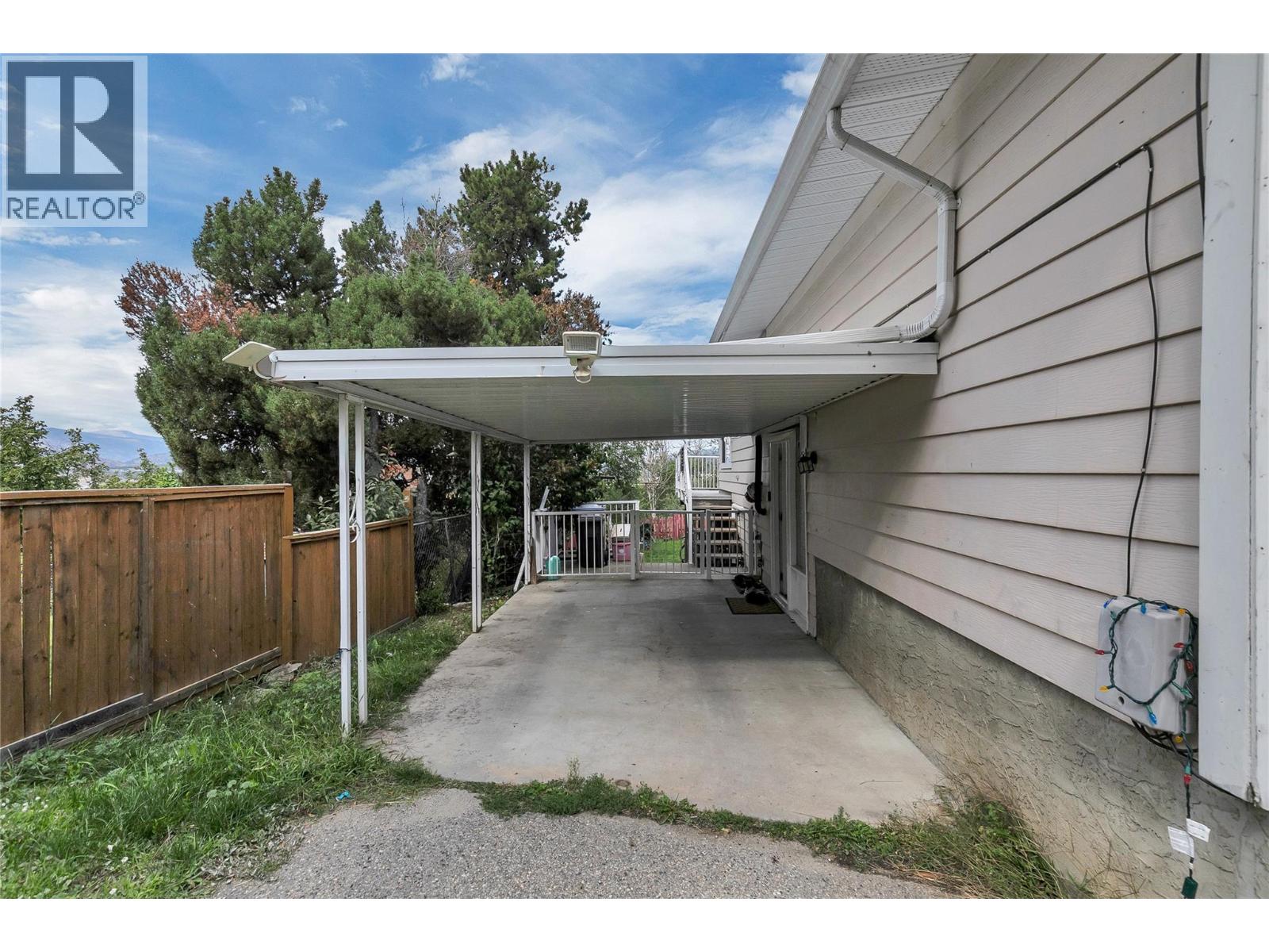 2080 McKenzie Road Kelowna Photo 20 2080 McKenzie Road Kelowna Photo 20
