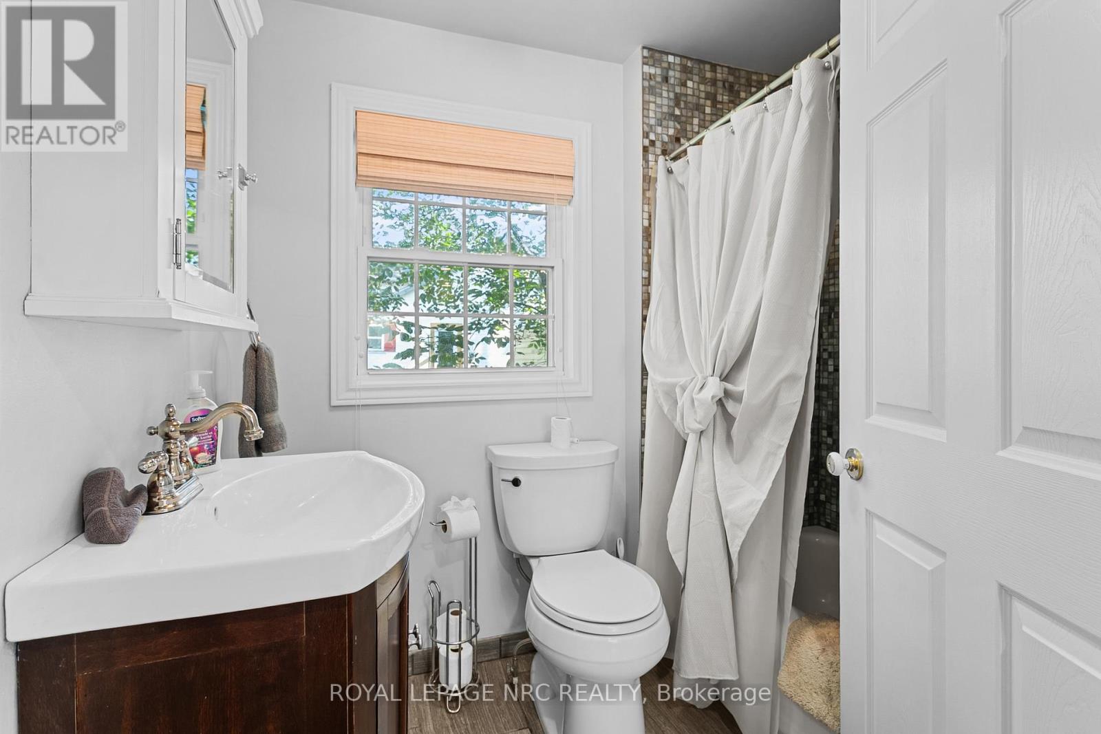 351 Eastwood Avenue, Fort Erie, Ontario  L0S 1B0 - Photo 15 - X13766858