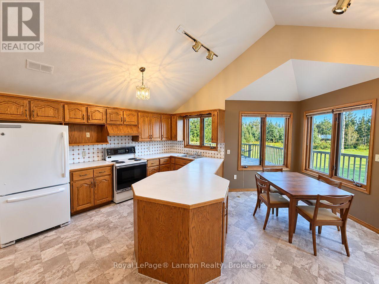 1795 Rosslyn Road, Thunder Bay, Ontario  P7K 1J2 - Photo 4 - X13766826
