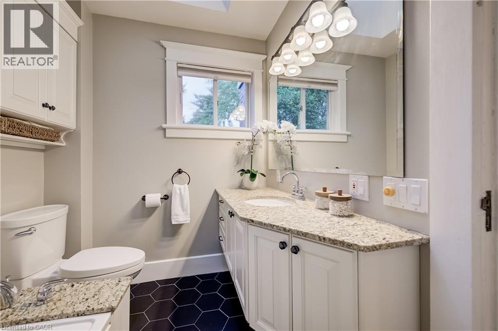 121 Allen Street W, Waterloo, Ontario  N2L 1E8 - Photo 23 - 40860096