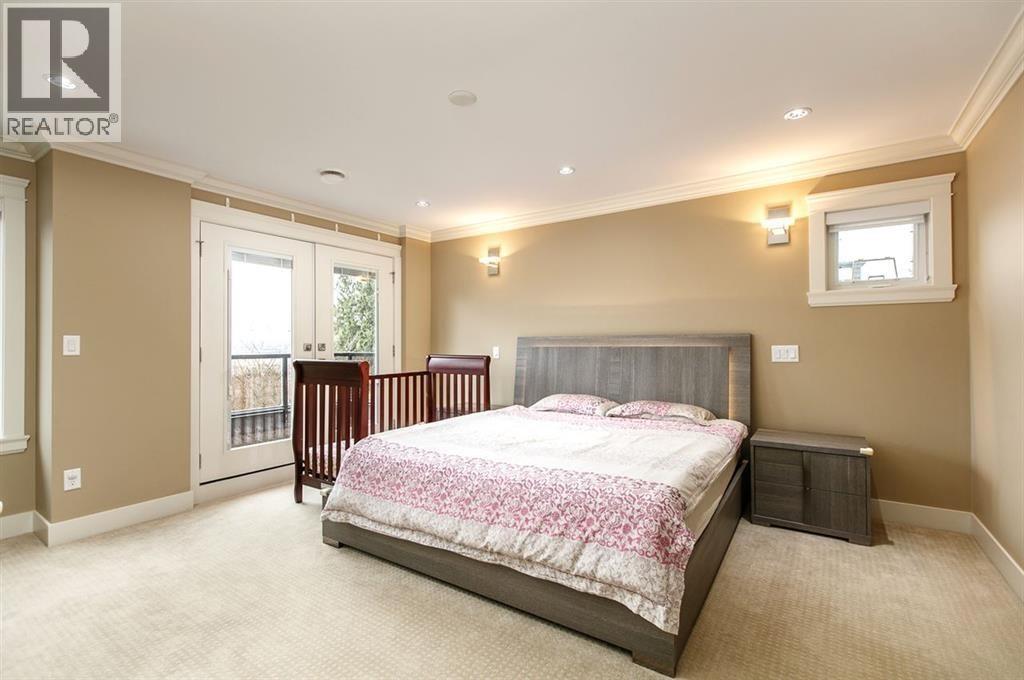 1132 Cloverley Street, North Vancouver, British Columbia  V7L 1N6 - Photo 11 - R3163744