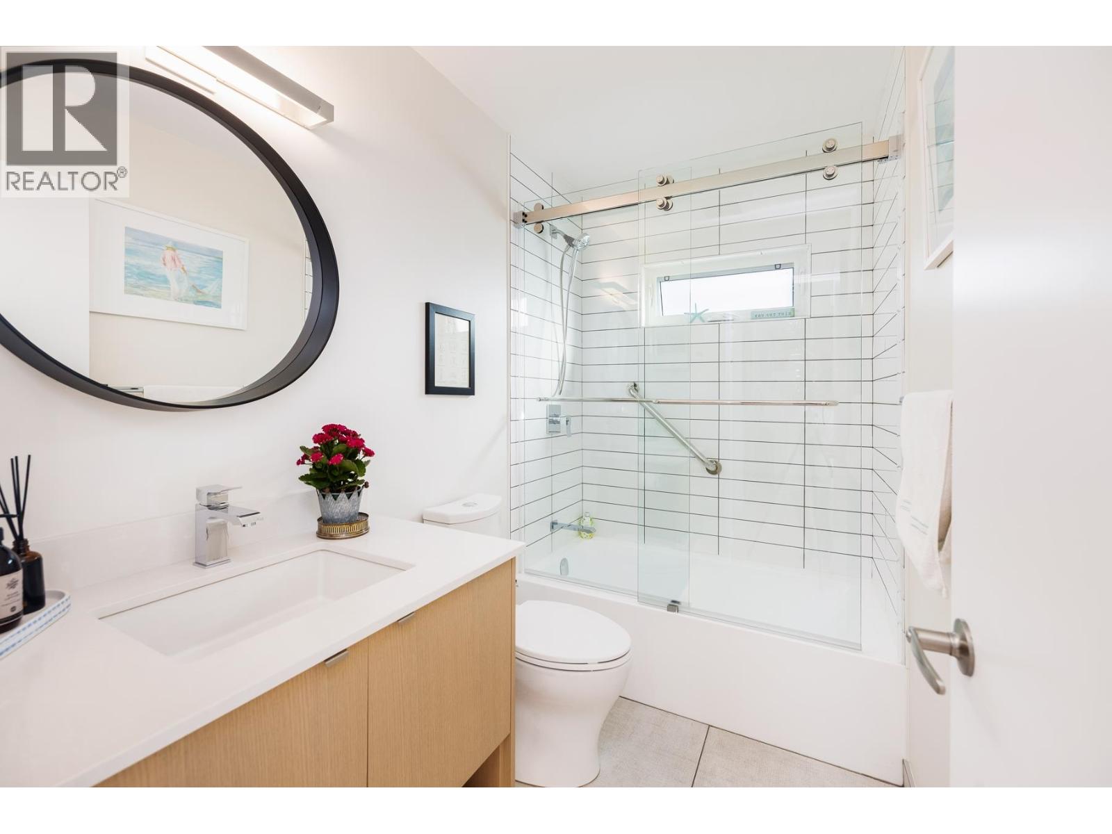4772 Meadfeild Court, West Vancouver, British Columbia  V7W 2Y3 - Photo 14 - R3163758