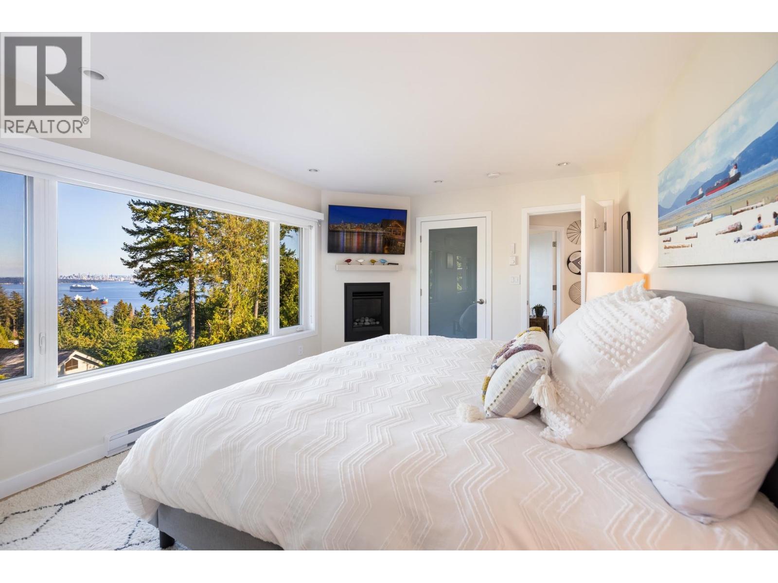 4772 Meadfeild Court, West Vancouver, British Columbia  V7W 2Y3 - Photo 18 - R3163758