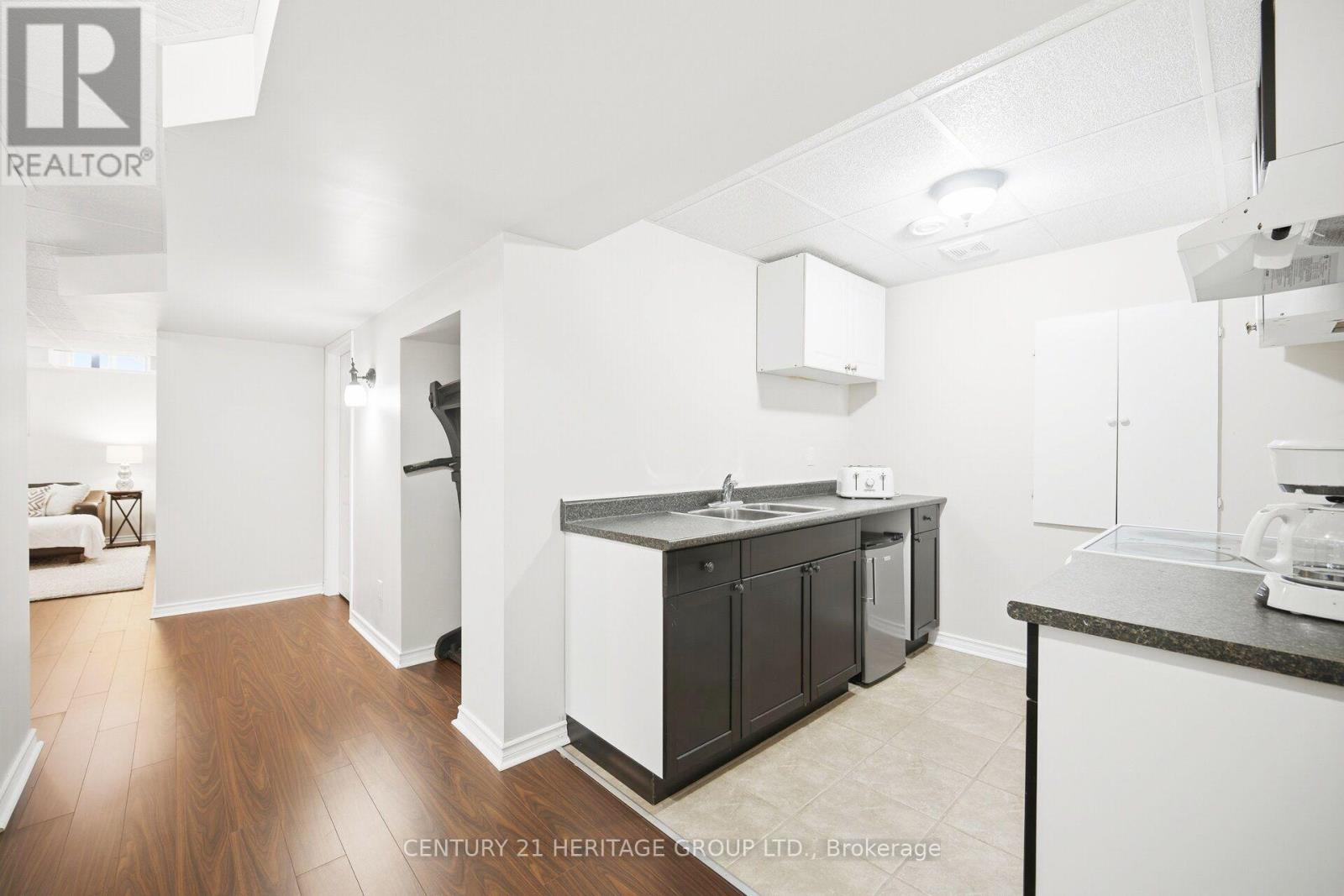 46 Snowy Meadow Avenue, Richmond Hill, Ontario  L4E 3V4 - Photo 37 - N13766892