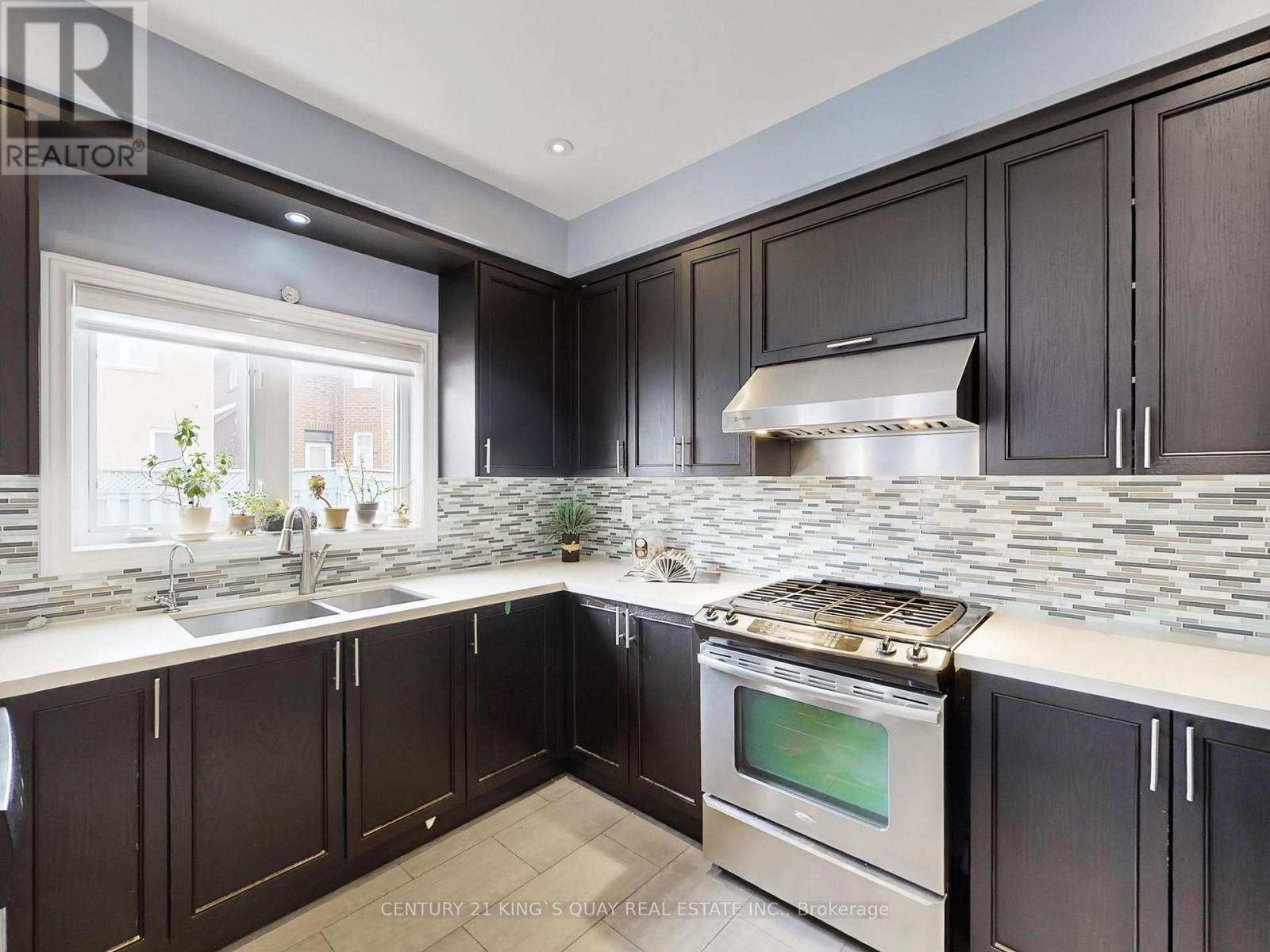35 Mckennon Street, Markham (Wismer), Ontario  L6E 1H5 - Photo 19 - N13766938