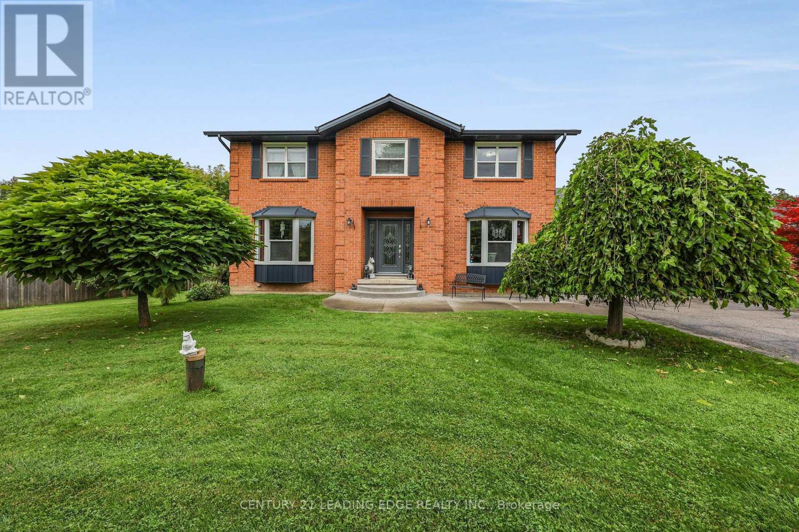 48 Broadview Avenue, Georgina, Ontario  L4P 3C8 - Photo 2 - N13766940
