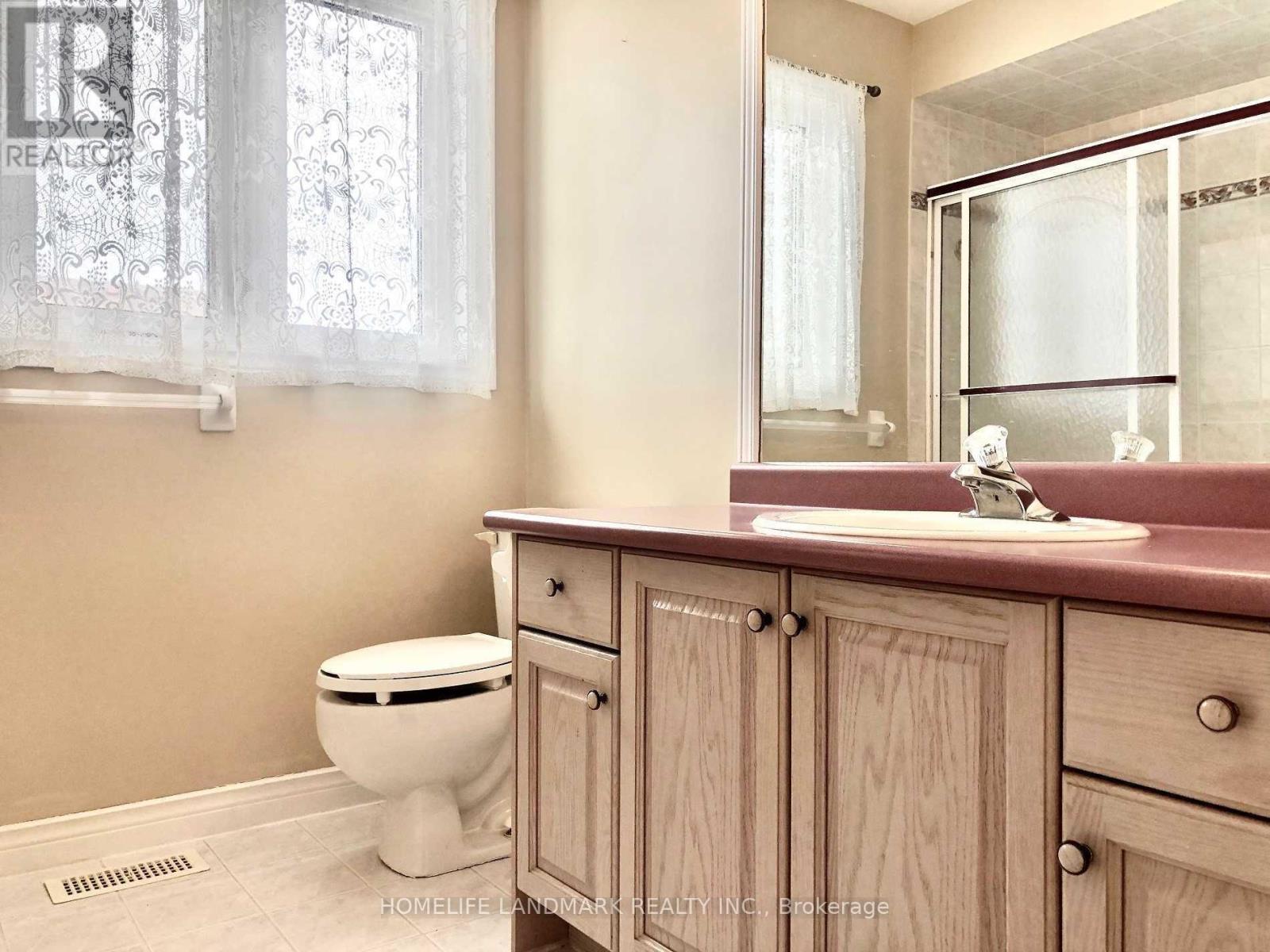 196 Park Drive, Whitchurch-Stouffville, Ontario  L4A 1J8 - Photo 14 - N13766966