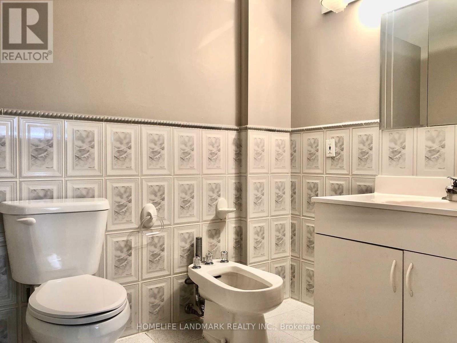 196 Park Drive, Whitchurch-Stouffville, Ontario  L4A 1J8 - Photo 18 - N13766966
