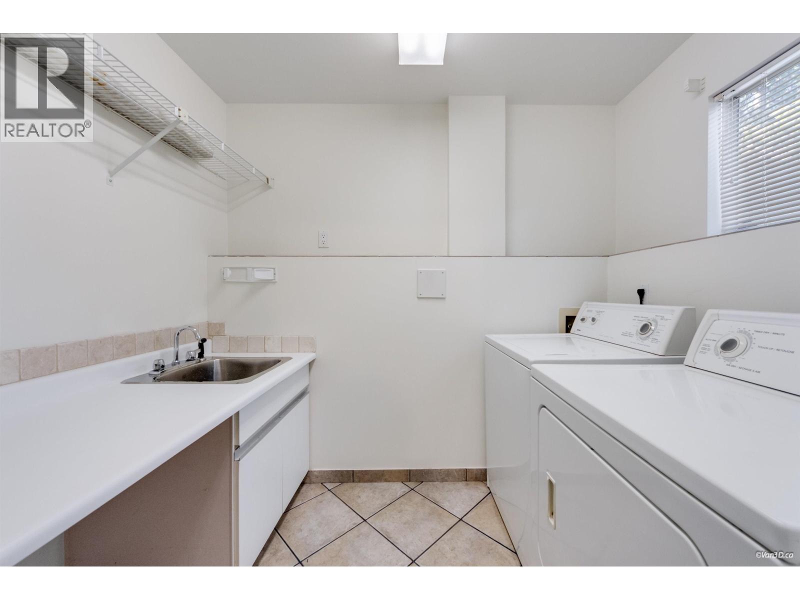 2175 Lawson Avenue, West Vancouver, British Columbia  V7V 2E1 - Photo 3 - R3163757