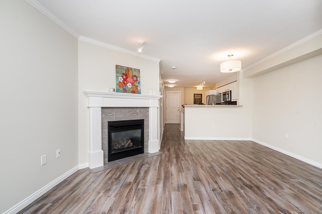 307 15210 Pacific Avenue, White Rock, British Columbia  V4B 5L2 - Photo 8 - R3163771