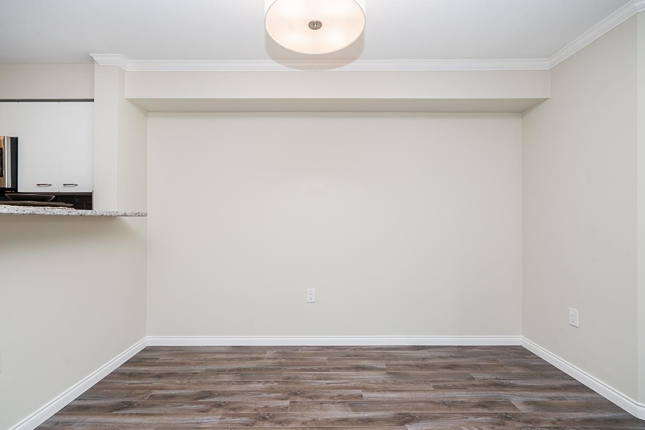 307 15210 Pacific Avenue, White Rock, British Columbia  V4B 5L2 - Photo 10 - R3163771