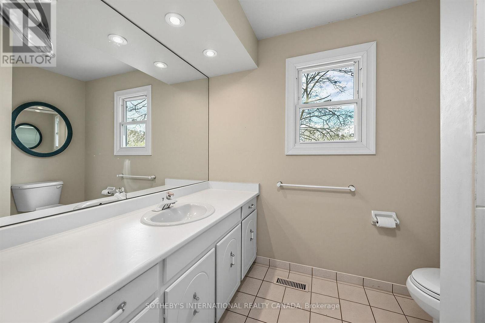 80 Ben Machree Drive, Mississauga, Ontario  L5H 2S3 - Photo 13 - W13766898