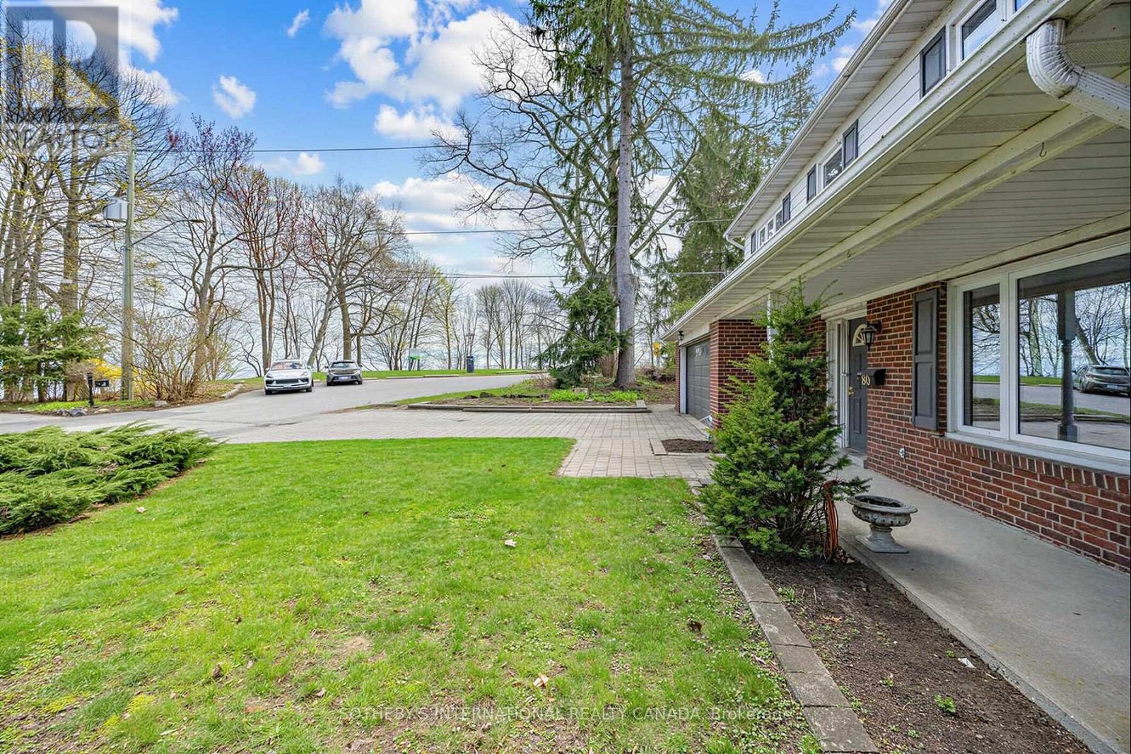 80 Ben Machree Drive, Mississauga, Ontario  L5H 2S3 - Photo 3 - W13766898