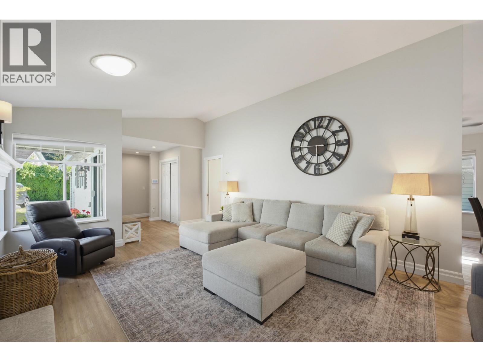 16 2865 Glen Drive, Coquitlam, British Columbia  V3B 6W1 - Photo 9 - R3162156