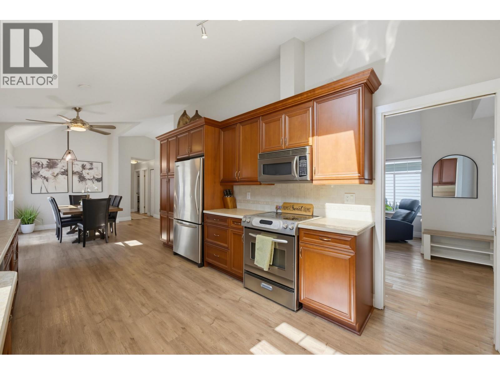 16 2865 Glen Drive, Coquitlam, British Columbia  V3B 6W1 - Photo 15 - R3162156