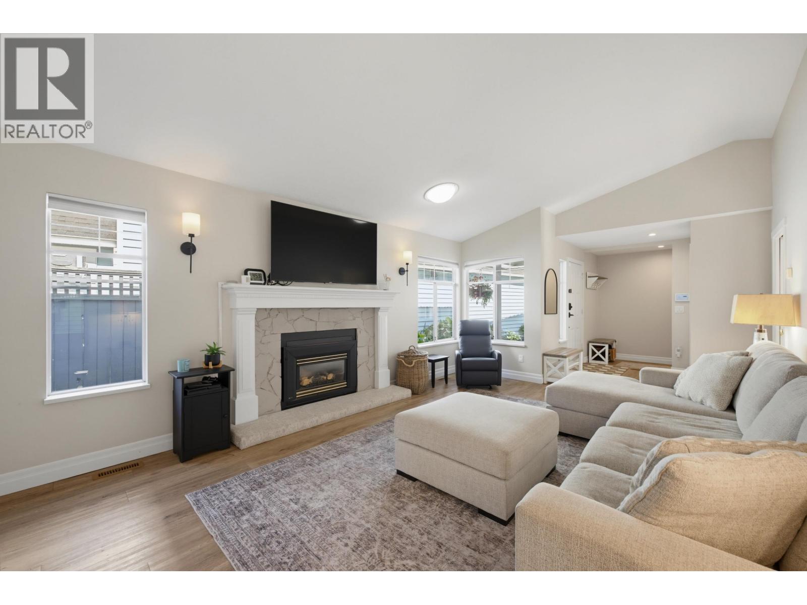 16 2865 Glen Drive, Coquitlam, British Columbia  V3B 6W1 - Photo 10 - R3162156