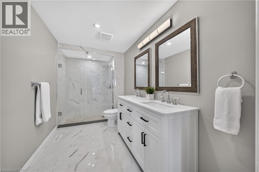 4353 Sawmill Valley Drive, Mississauga, Ontario  L5L 3L3 - Photo 33 - 40861031