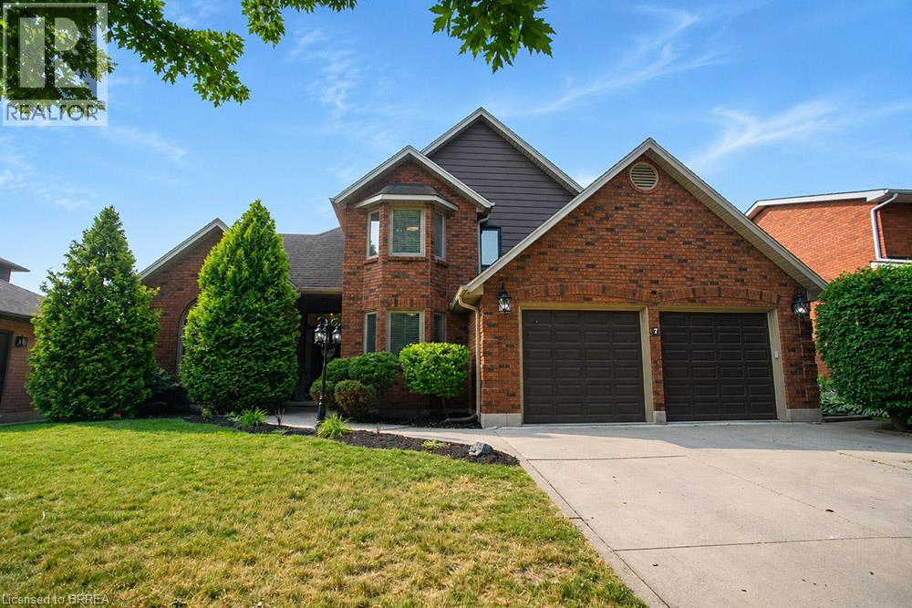 7 Cooper Court, Brantford, Ontario  N3T 6G7 - Photo 2 - 40862060