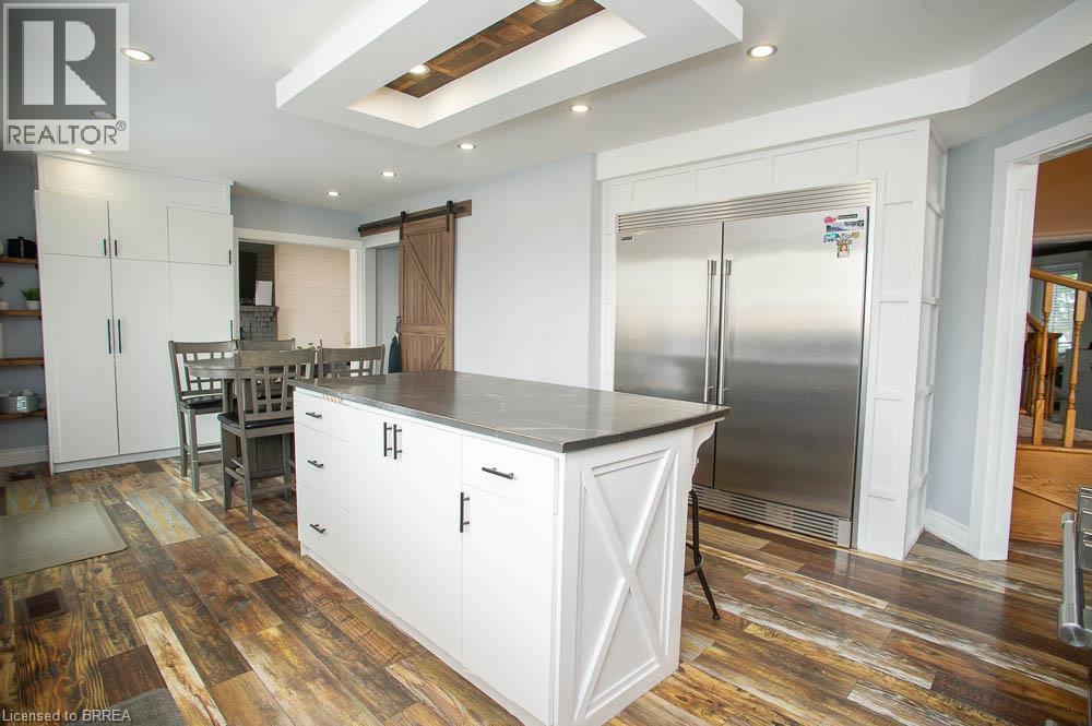 7 Cooper Court, Brantford, Ontario  N3T 6G7 - Photo 8 - 40862060