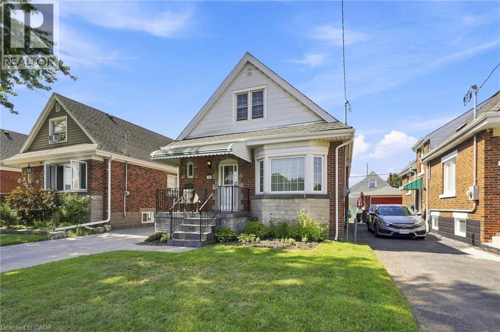 38 Garside Avenue S, Aberfeldy, Ontario  L8K 2V6 - Photo 2 - 40861989