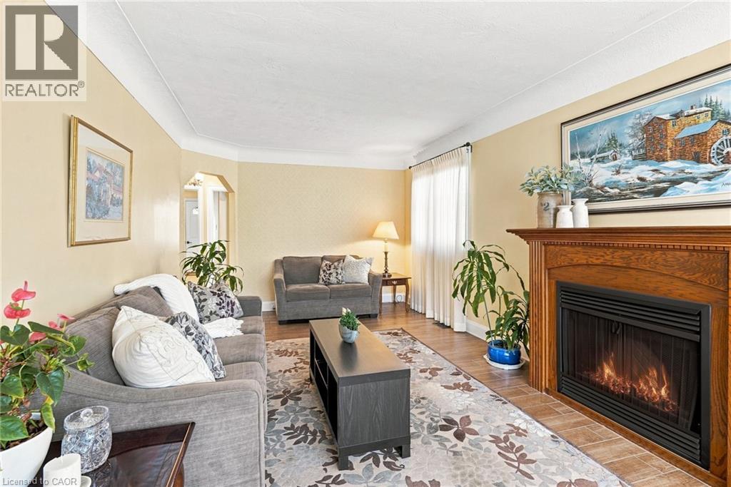38 Garside Avenue S, Aberfeldy, Ontario  L8K 2V6 - Photo 8 - 40861989