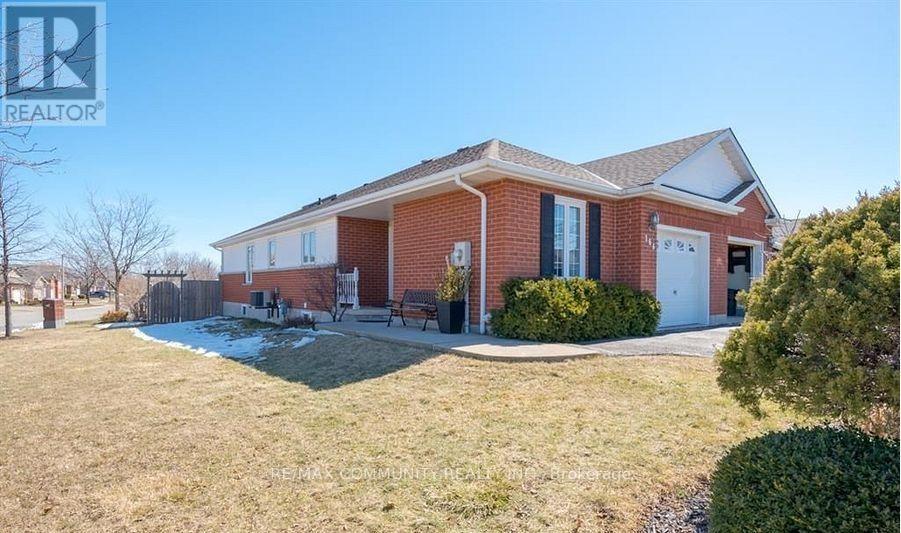 166 St. Lawrence Drive, Welland, Ontario  L3C 7H6 - Photo 3 - X13766928