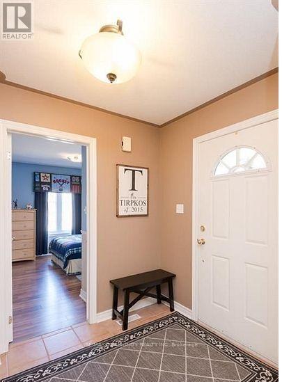166 St. Lawrence Drive, Welland, Ontario  L3C 7H6 - Photo 4 - X13766928
