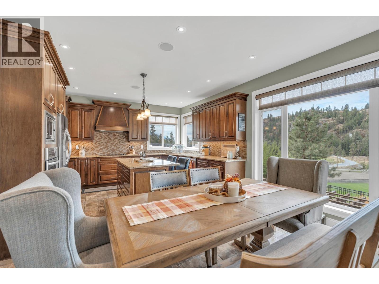 3789 Mclean Creek Road, Okanagan Falls, British Columbia  V0H 1R1 - Photo 11 - 10400267