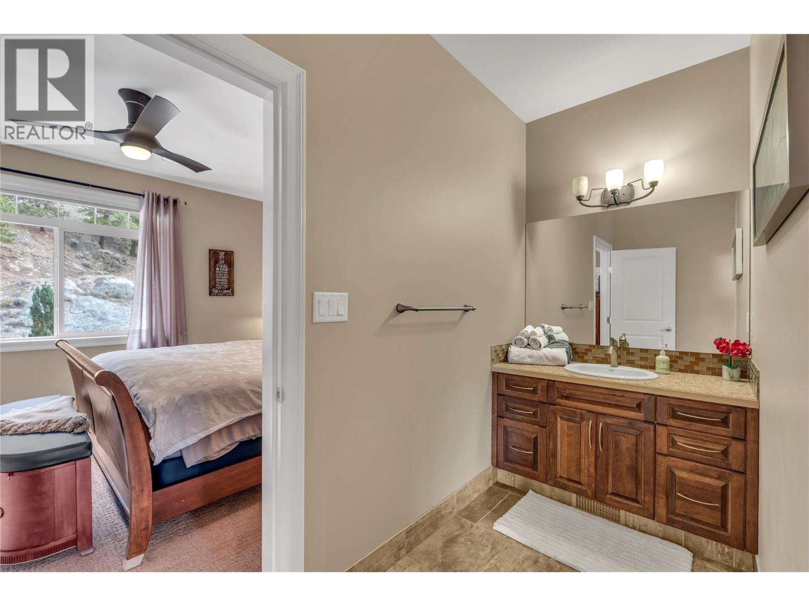 3789 Mclean Creek Road, Okanagan Falls, British Columbia  V0H 1R1 - Photo 38 - 10400267