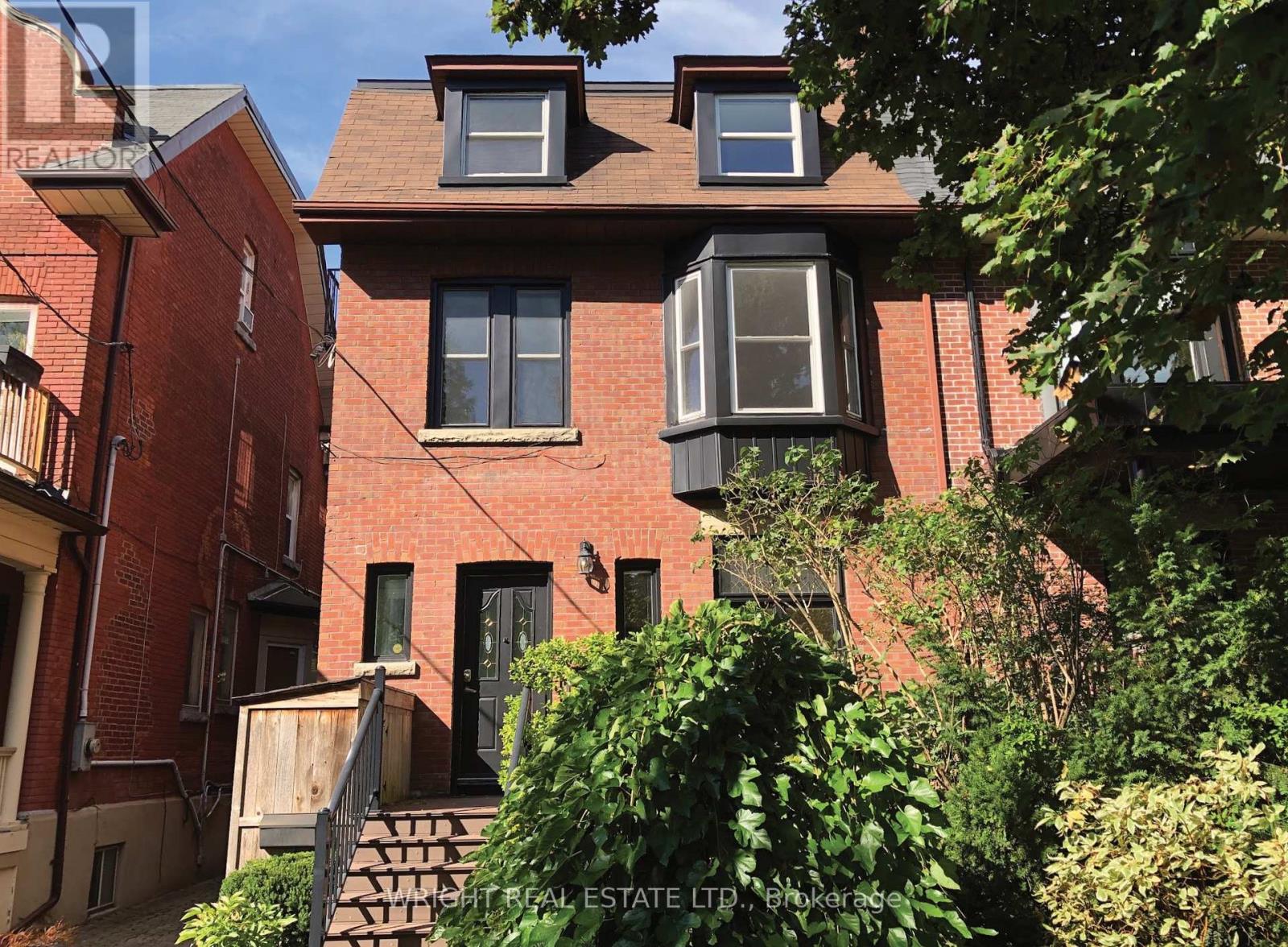 112 Albany Avenue, Toronto, Ontario  M5R 3C4 - Photo 1 - C13764942