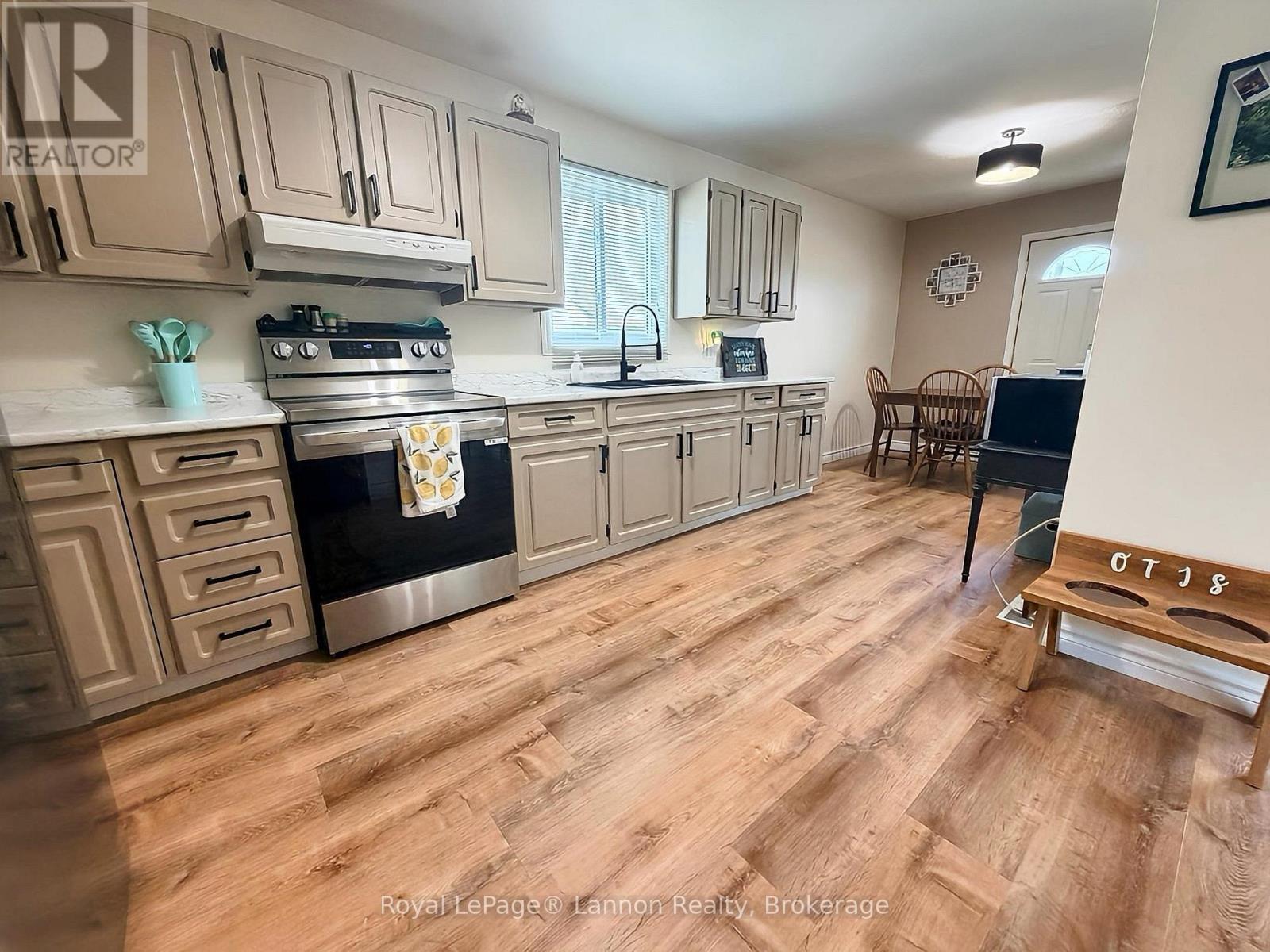 312 Ball Park Crescent, Greenstone, Ontario  P0T 1M0 - Photo 9 - X13571184