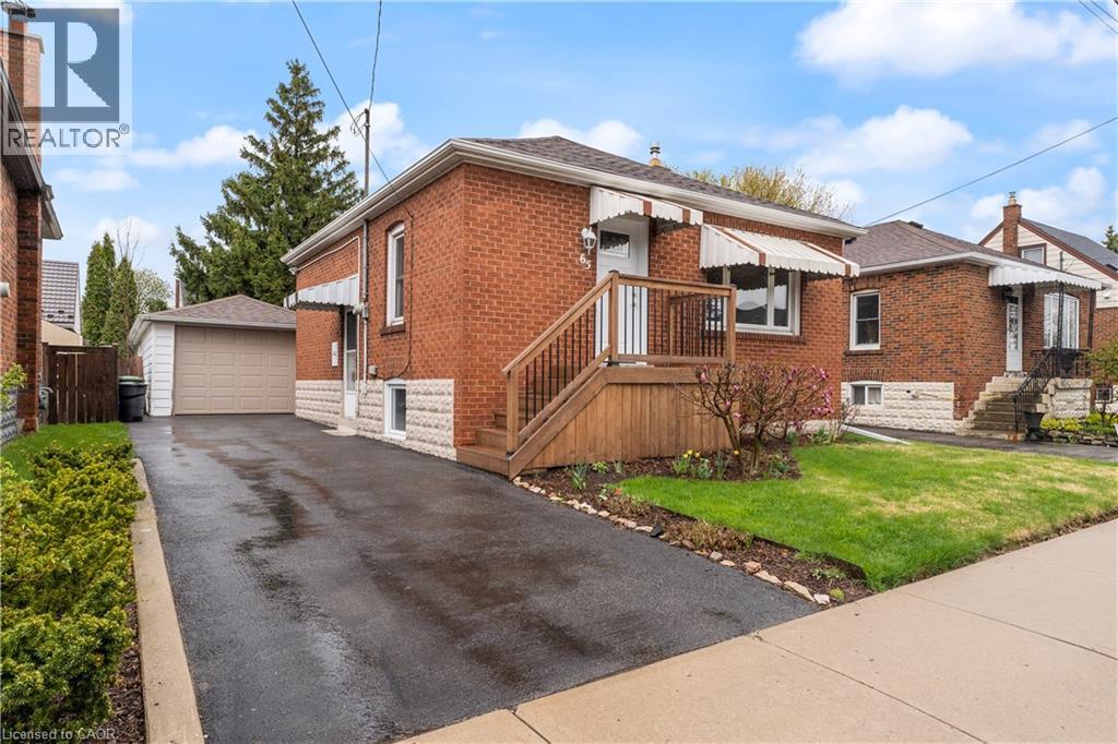 65 EAST 11TH Street Unit# Main Floor, Hamilton, Ontario