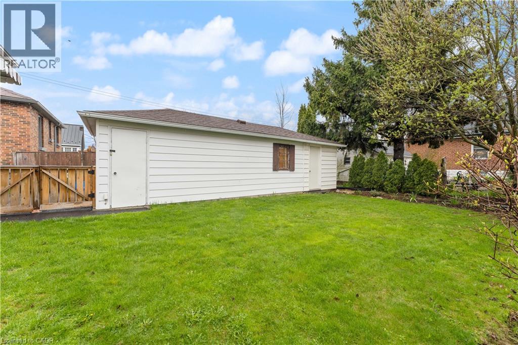 65 East 11th Street Unit# Main Floor, Hamilton, Ontario  L9A 3T3 - Photo 15 - 40859759