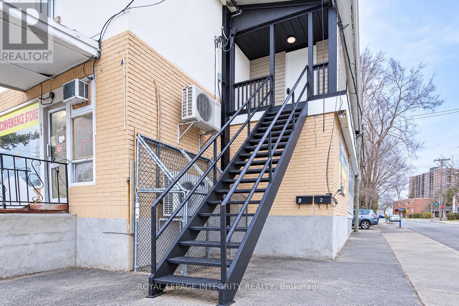 2 - 345 Richelieu Avenue, Ottawa, Ontario  K1L 6J7 - Photo 1 - X13441504
