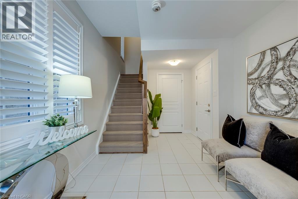 393 Grantham Common, Oakville, Ontario  L6H 7E3 - Photo 5 - 40861229