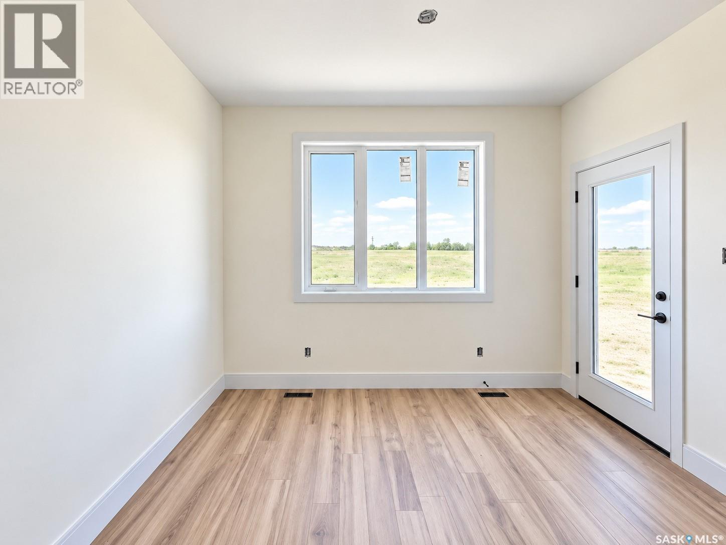 213 Veterans Drive, Warman, Saskatchewan  S0K 4S5 - Photo 8 - SK048066