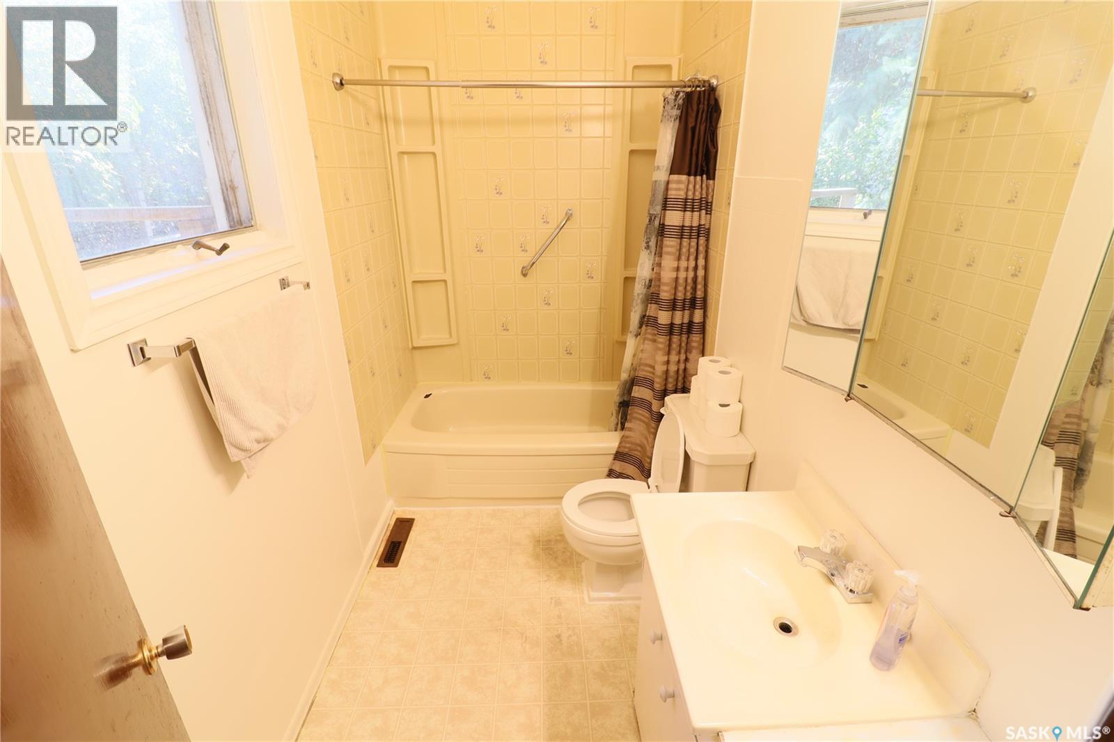 601 Butte Avenue, Colonsay, Saskatchewan  S0K 0Z0 - Photo 14 - SK048004