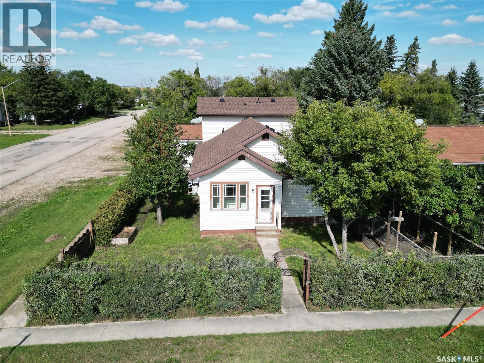 601 Butte Avenue, Colonsay, Saskatchewan  S0K 0Z0 - Photo 4 - SK048004