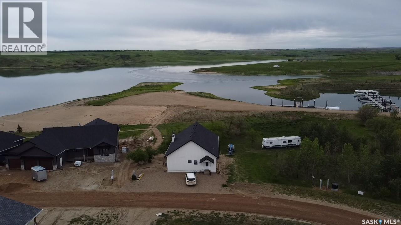 32 Willow Lane, Lake Diefenbaker, Saskatchewan  S0L 2E0 - Photo 5 - SK047991