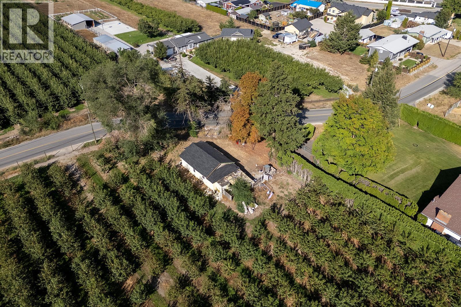 2651 Camp Road Lake Country Photo 10