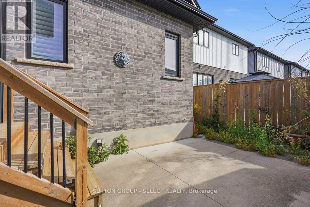 2671 Kettering Place, London South, Ontario  N6M 0J5 - Photo 38 - X13767066