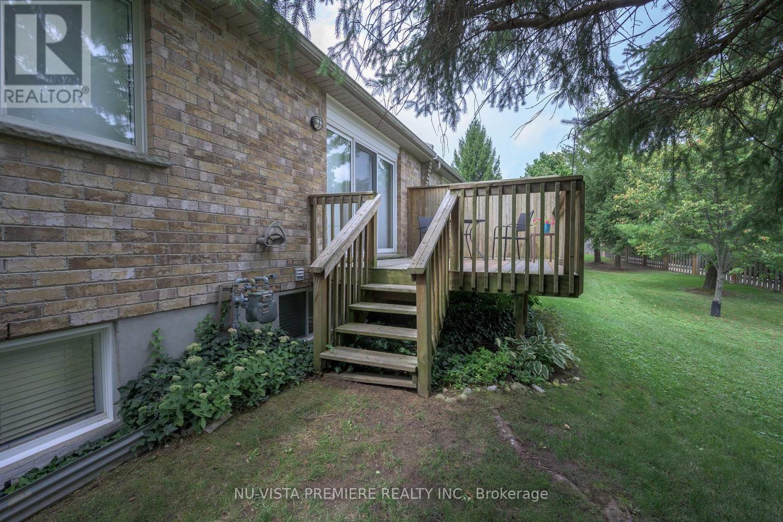 6 - 572 Thistlewood Drive, London North, Ontario  N5X 4N6 - Photo 6 - X13767090