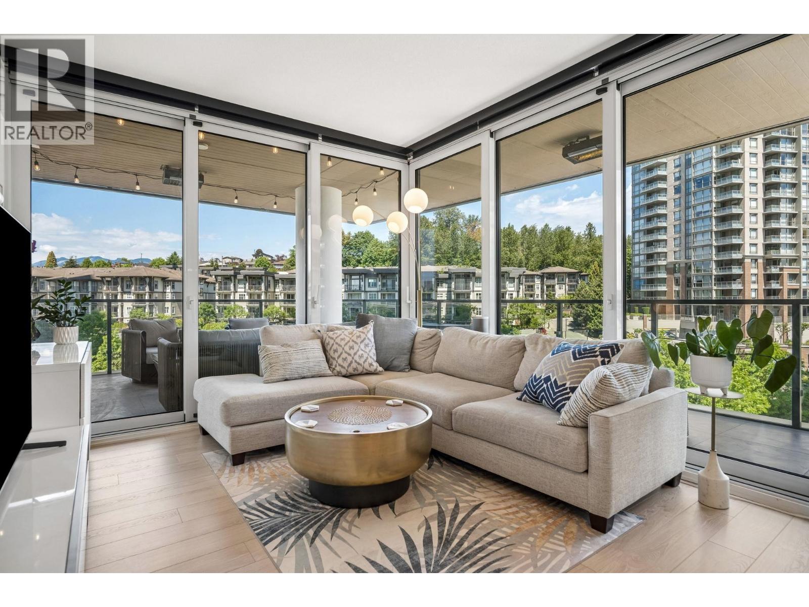 404 4880 LOUGHEED HIGHWAY, Burnaby, British Columbia