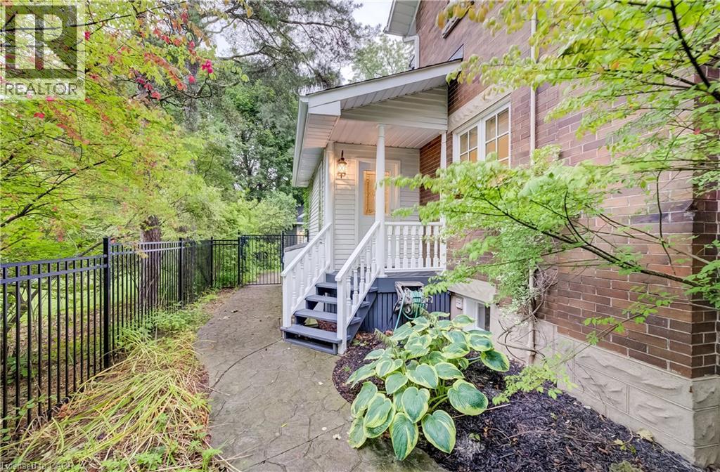 121 Allen Street W, Waterloo, Ontario  N2L 1E8 - Photo 34 - 40860096
