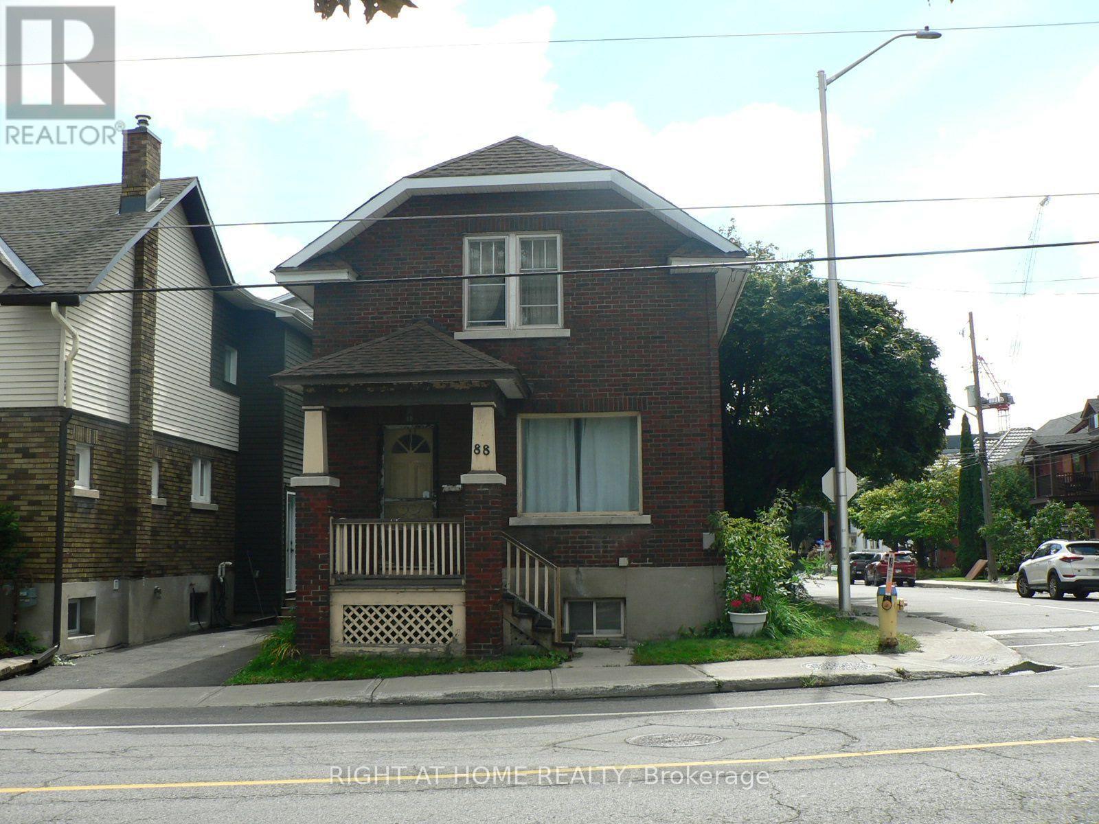 88 Lees Avenue, Ottawa, Ontario K1S 0C1 - Photo 1 - X13767332